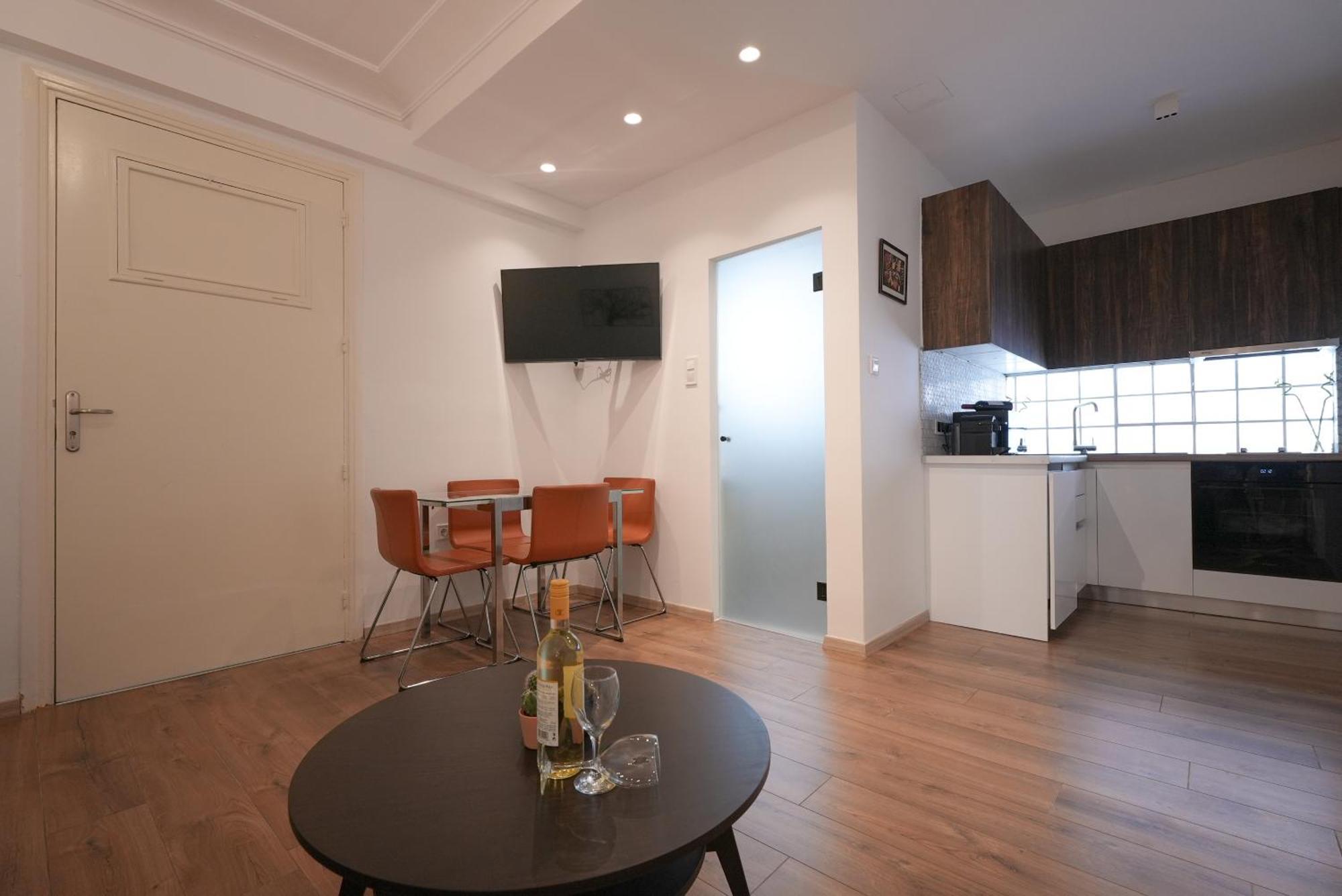 Syntagma Square, 50Sqm Nikis Luxurious Apartment Athene Buitenkant foto